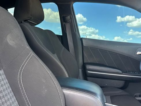 Used 2023 Dodge Charger SXT RWD image 30