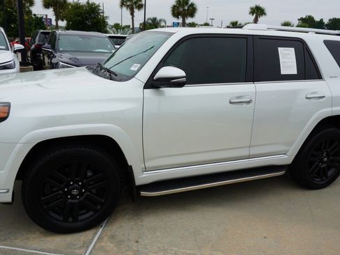 Used 2024 Toyota 4Runner Limited AWD/4WD image 5