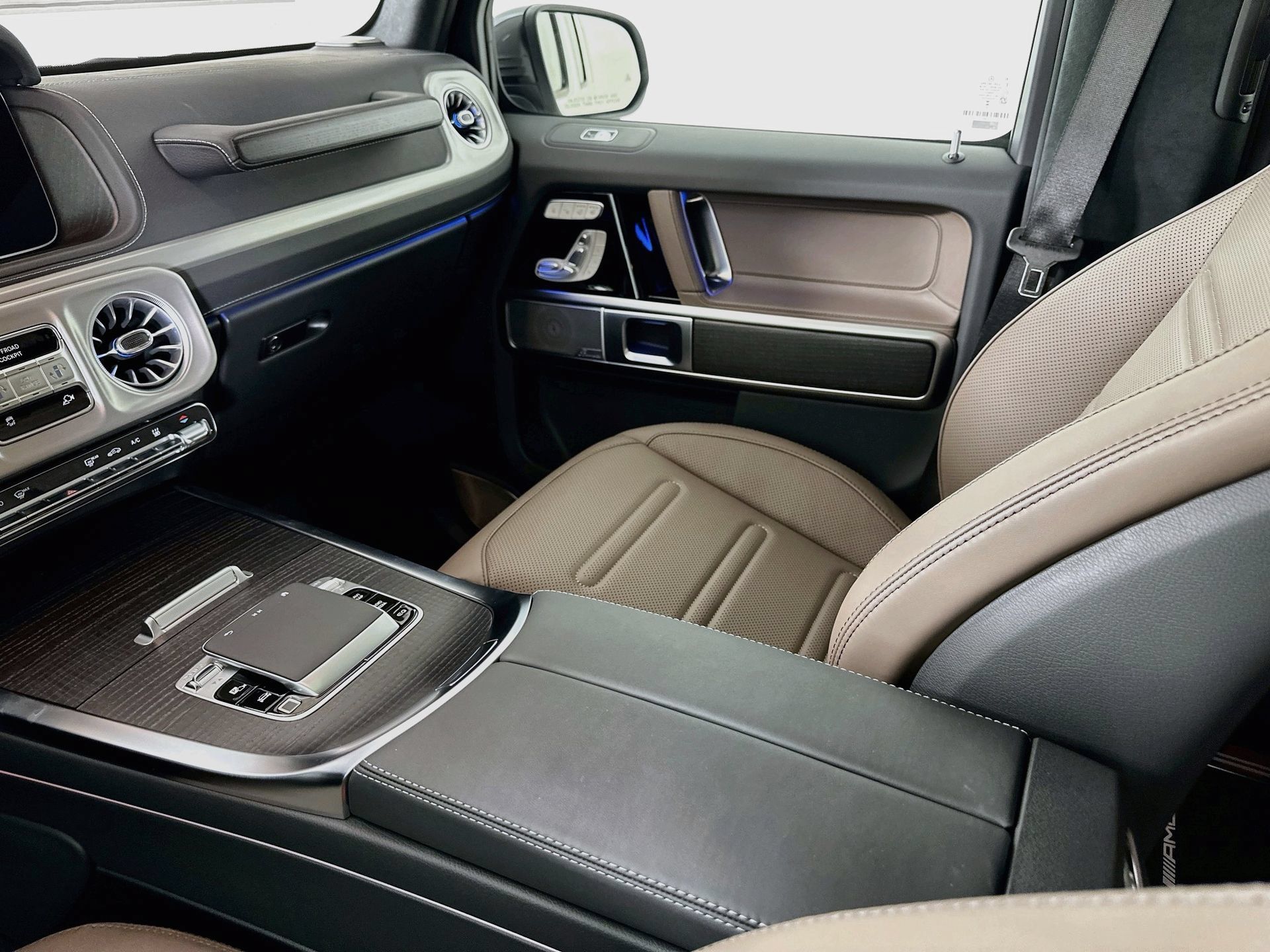 New 2027 Mercedes-Benz G 580 e image 26