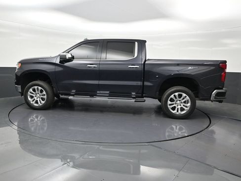 Used 2023 Chevrolet Silverado 1500 LTZ RWD image 2