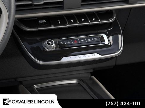 Used 2026 Lincoln Corsair Premiere AWD/4WD image 15