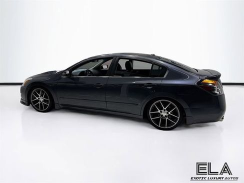 Used 2012 Nissan Altima 3.5 SR w/ Sport Pkg image 5