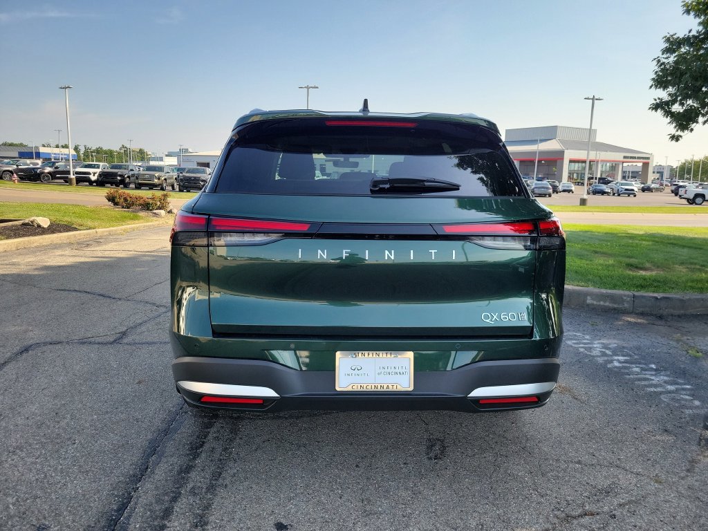 New 2027 INFINITI QX60 Luxe w/ Cargo Package AWD/4WD image 3
