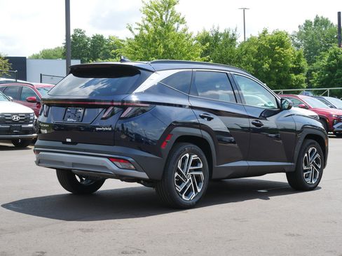 Certified 2026 Hyundai Tucson Limited AWD/4WD image 6