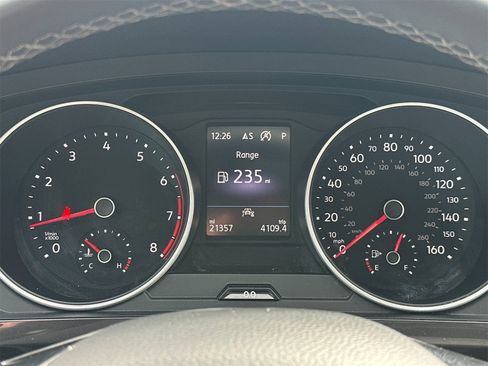 Used 2021 Volkswagen Tiguan SEL image 27