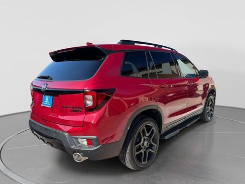 Used 2025 Honda Passport Black Edition image 6