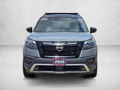 Used 2024 Nissan Pathfinder Rock Creek AWD/4WD image 2