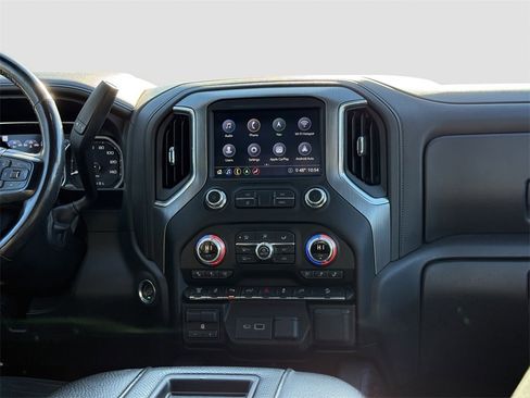 Used 2020 GMC Sierra 2500 Denali w/ Denali Ultimate Package image 17