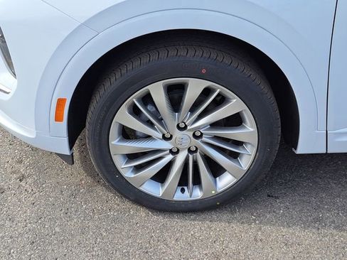 New 2026 Buick Envision Avenir image 4