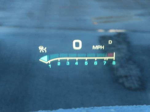 Used 2024 Buick Enclave Avenir w/ Avenir Technology Package image 15