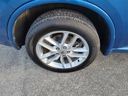 Used 2024 Dodge Durango GT image 7