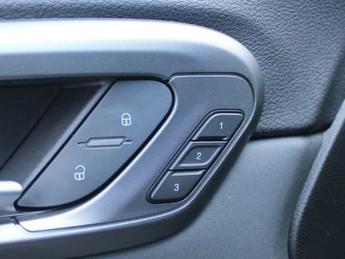 Used 2025 Dodge Hornet R/T AWD/4WD image 12