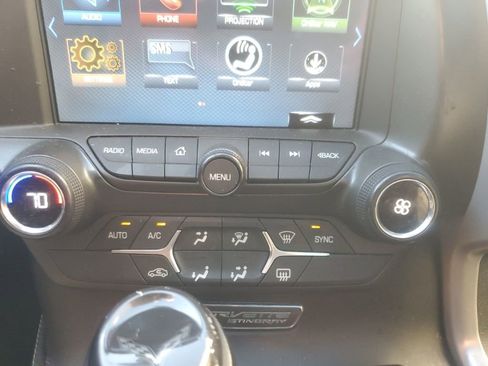 Used 2019 Chevrolet Corvette Stingray Coupe w/ 1LT image 19