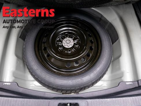 Used 2024 Toyota Camry SE image 21