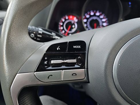 Used 2022 Hyundai Elantra SEL image 43