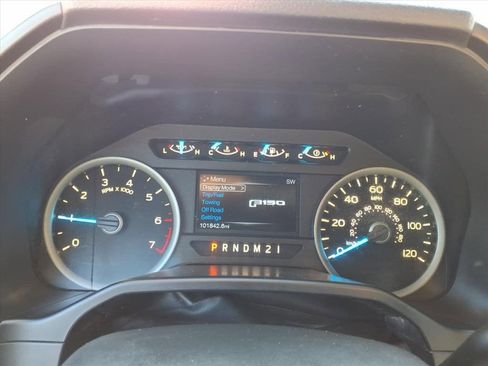 Used 2015 Ford F150 XLT w/ Equipment Group 301A Mid image 26