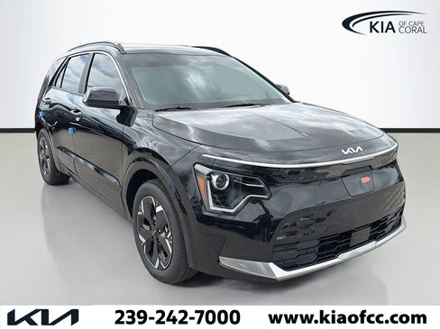 New 2026 Kia Niro Wind FWD image 1