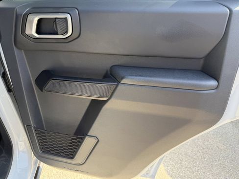 New 2026 Ford Bronco Outer Banks w/ Sasquatch Package AWD/4WD image 12