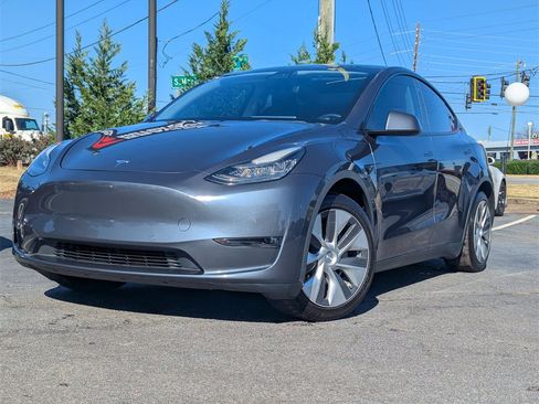 Used 2021 Tesla Model Y 2WD image 2