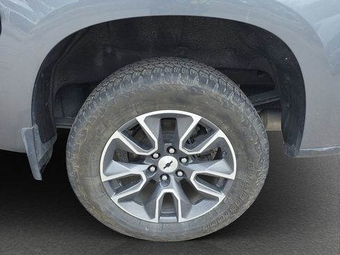 Used 2021 Chevrolet Silverado 1500 RST AWD/4WD image 5