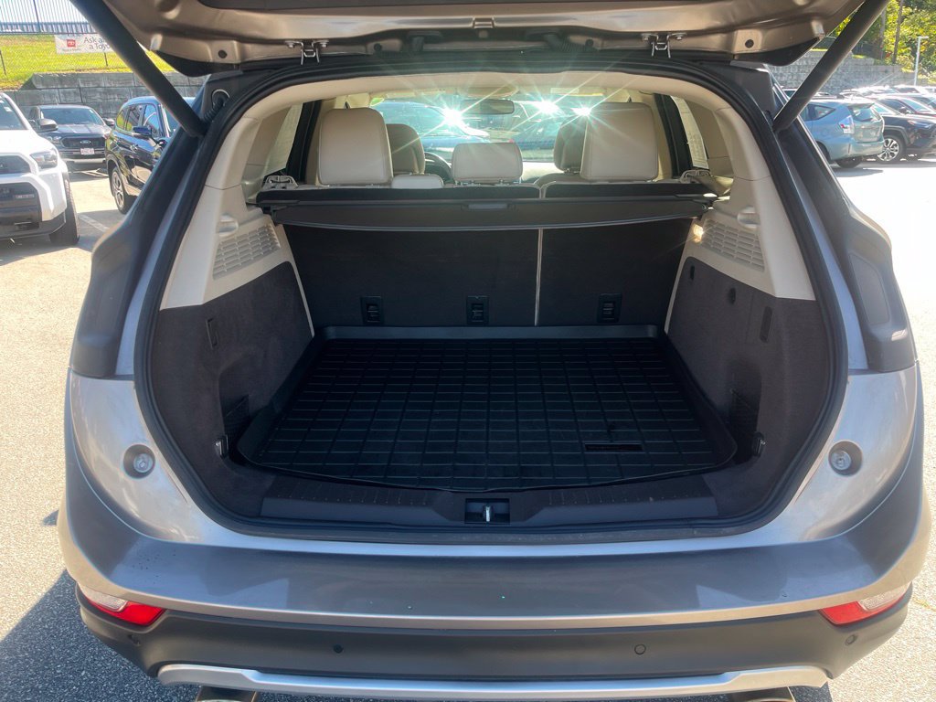 Used 2019 Lincoln MKC Reserve w/ MKC Climate Package AWD/4WD image 5