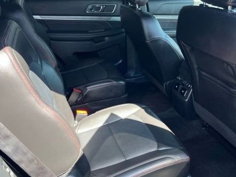 Used 2018 Ford Explorer Sport w/ Equipment Group 401A AWD/4WD image 6