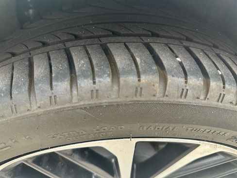 Used 2018 Toyota Camry SE image 16