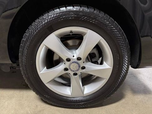 Used 2016 Mercedes-Benz Metris Passenger image 37