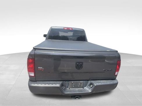 Used 2019 RAM 1500 Express AWD/4WD image 7