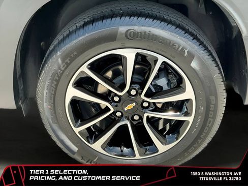 Used 2025 Chevrolet TrailBlazer LT AWD/4WD image 32