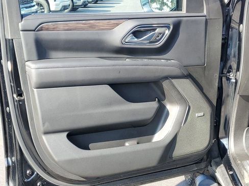 Certified 2022 Chevrolet Tahoe Z71 w/ Luxury Package image 23