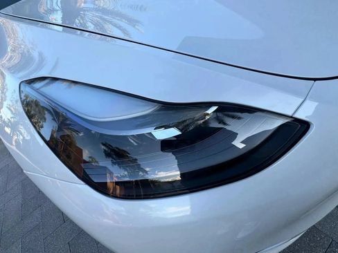 Used 2021 Tesla Model Y Long Range AWD/4WD image 22