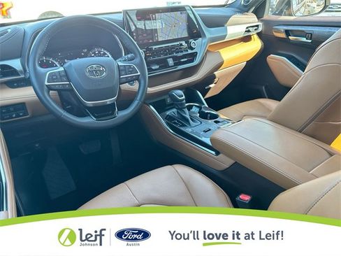 Used 2022 Toyota Highlander Platinum image 36