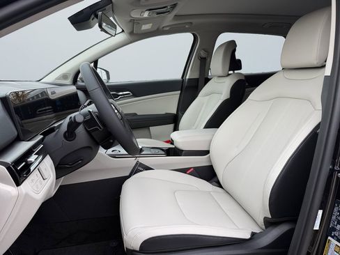 New 2026 Kia Sportage EX image 9