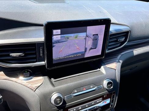 Used 2020 Ford Explorer Limited w/ Class III Trailer Tow Package image 19