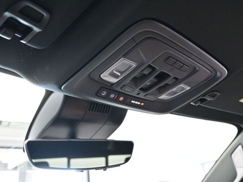 Used 2026 Chevrolet Silverado 1500 High Country w/ Technology Package image 37