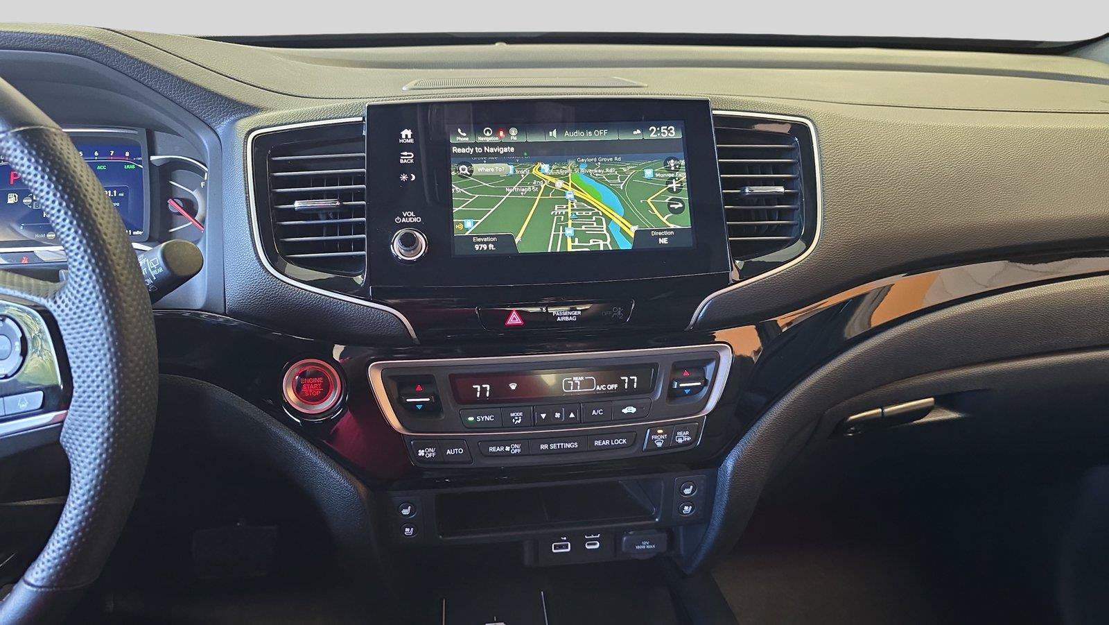 Used 2025 Honda Passport Black Edition image 22