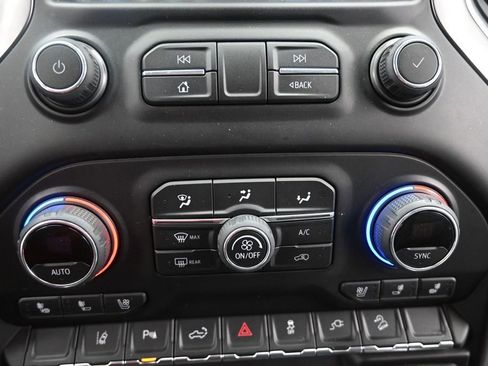 Used 2021 Chevrolet Silverado 2500 LTZ w/ LTZ Plus Package AWD/4WD image 30