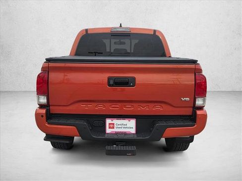 Certified 2017 Toyota Tacoma TRD Sport image 7