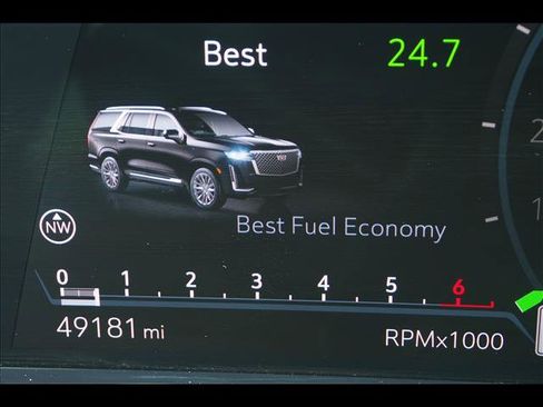 Used 2021 Cadillac Escalade ESV Premium Luxury w/ LPO, Illumination Package image 41