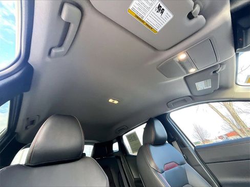 Used 2025 Nissan Kicks SR image 22