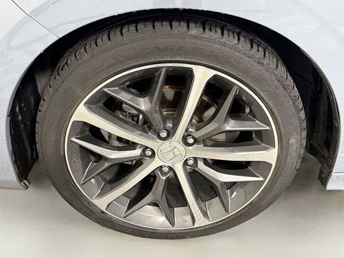 Used 2023 Honda Civic Touring image 31