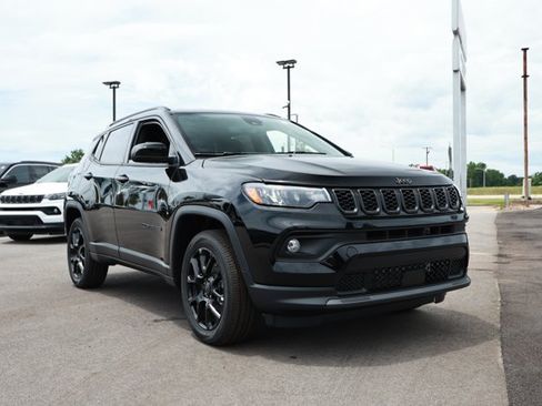 New 2026 Jeep Compass Latitude AWD/4WD image 3