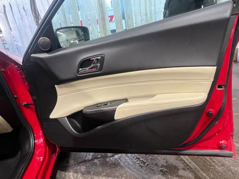 Used 2018 Acura ILX image 28