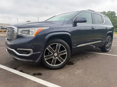 Used 2018 GMC Acadia Denali w/ Technology Package AWD/4WD image 5