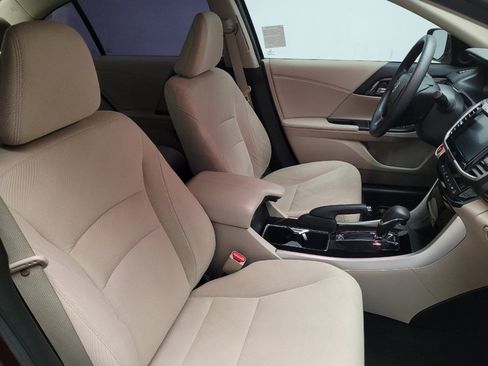 Used 2016 Honda Accord EX image 21