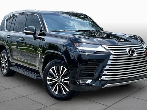 Used 2023 Lexus LX 600 4WD w/ Interior Upgrade Package image 3