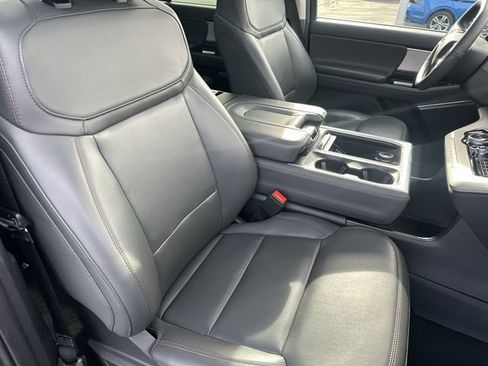 Used 2025 Ford Expedition Max Active image 29