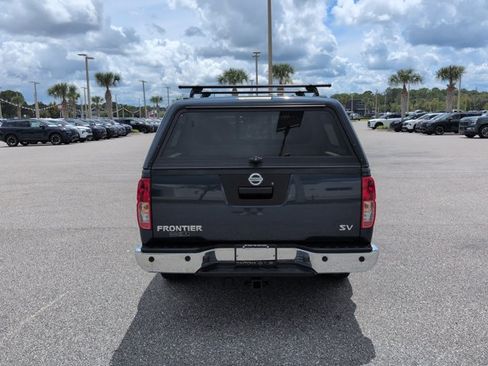 Certified 2020 Nissan Frontier SV RWD image 5