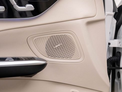 Used 2023 Mercedes-Benz C 300 4MATIC Sedan image 15